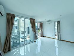 EiS Residences (D15), Apartment #538402061